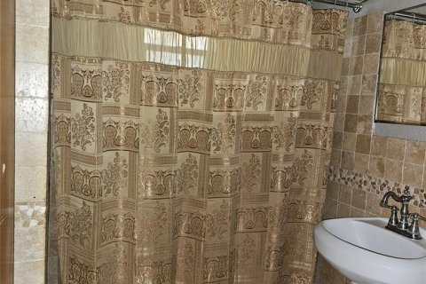 Купить виллу или дом в Раскин, Флорида 3 комнаты, 113.99м2, № 1554182 - фото 10