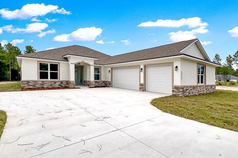 House in Dunnellon, Florida 4 bedrooms, 243.5 sq.m. № 2199203 - photo 2