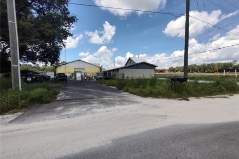 Commercial property in Wesley Chapel, Florida 507.71 sq.m. № 833259 - photo 3