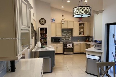 Villa ou maison à louer à Wellington, Floride: 4 chambres, 224.92 m2 № 1954104 - photo 15