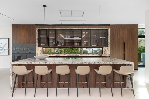 Купить виллу или дом в Форт-Лодердейл, Флорида 7 спален, 654.96м2, № 1989581 - фото 10