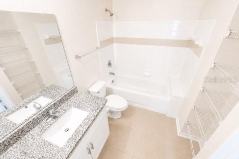 Condo in Tampa, Florida, 2 bedrooms  № 2156223 - photo 14