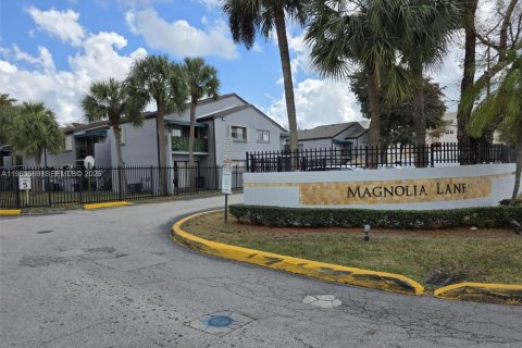 Condominio en venta en Miami, Florida, 3 dormitorios, 92.34 m2 № 2028940 - foto 10