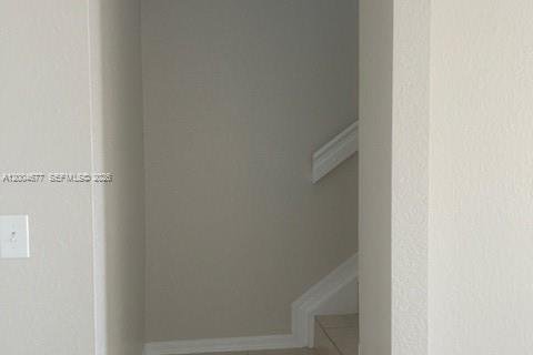 Adosado en venta en Miami, Florida, 2 dormitorios, 104.98 m2 № 2068770 - foto 8