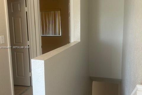 Adosado en venta en Miami, Florida, 2 dormitorios, 104.98 m2 № 2068770 - foto 17