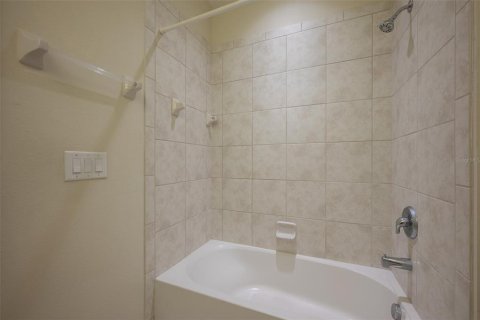 Touwnhouse à vendre à Sarasota, Floride: 3 chambres, 168.9 m2 № 2141945 - photo 30