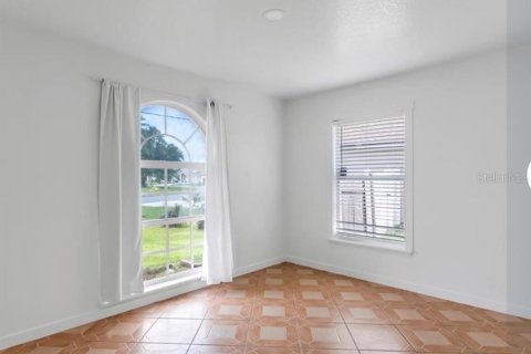 House in Kissimmee, Florida 3 bedrooms, 133.97 sq.m. № 2197389 - photo 9