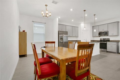 Купить виллу или дом в Маскотт, Флорида 7 комнат, 185.8м2, № 1835355 - фото 9