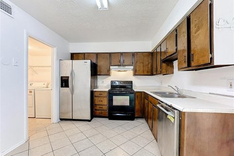 Condo in Orlando, Florida, 1 bedroom  № 1851109 - photo 28