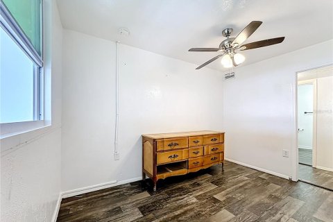 Condo in Orlando, Florida, 1 bedroom  № 1851109 - photo 11