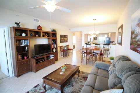Condo in Bradenton, Florida, 2 bedrooms  № 1632450 - photo 7