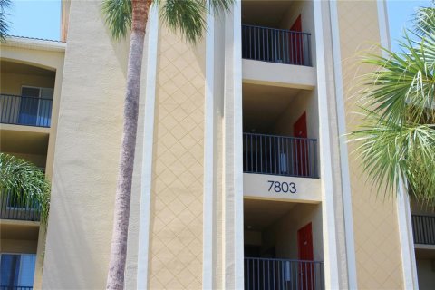 Condo in Bradenton, Florida, 2 bedrooms  № 1632450 - photo 4