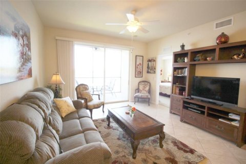 Condo in Bradenton, Florida, 2 bedrooms  № 1632450 - photo 6