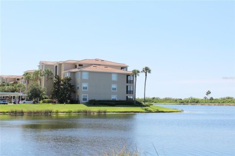 Condo in Bradenton, Florida, 2 bedrooms  № 1632450 - photo 2