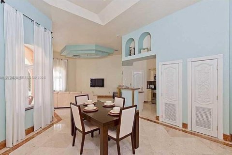 Villa ou maison à vendre à Boca Raton, Floride: 5 chambres, 972.78 m2 № 2044714 - photo 28