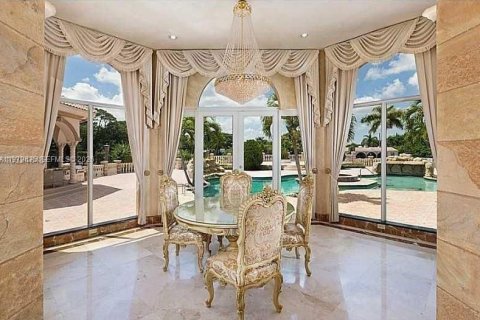Villa ou maison à vendre à Boca Raton, Floride: 5 chambres, 972.78 m2 № 2044714 - photo 12
