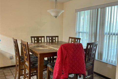 Casa en venta en Port Orange, Florida, 3 dormitorios, 142.7 m2 № 1759731 - foto 5