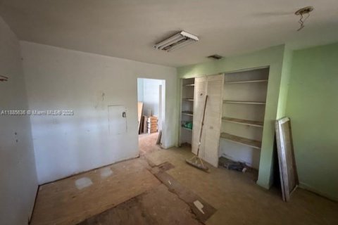 Land in Palmetto Bay, Florida № 1932475 - photo 14