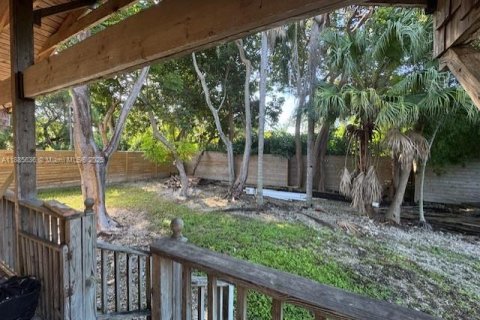 Land in Palmetto Bay, Florida № 1932475 - photo 16