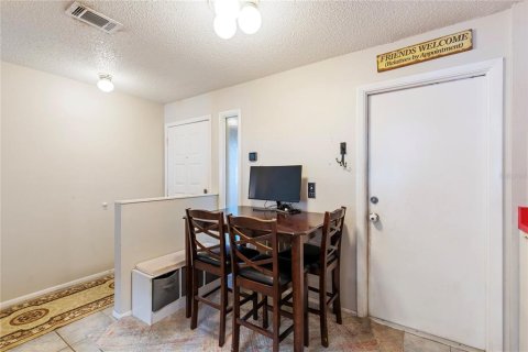 Villa ou maison à vendre à Oldsmar, Floride: 2 chambres, 106.19 m2 № 1903530 - photo 30