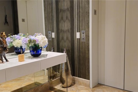 Copropriété à vendre à Aventura, Floride: 2 chambres, 208.1 m2 № 1770400 - photo 4