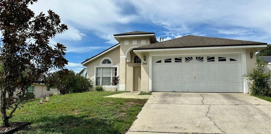 Villa ou maison à Davenport, Floride 3 chambres, 102.56 m2 № 2143133