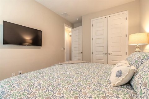 House in New Smyrna Beach, Florida 4 bedrooms, 204.01 sq.m. № 1686522 - photo 23