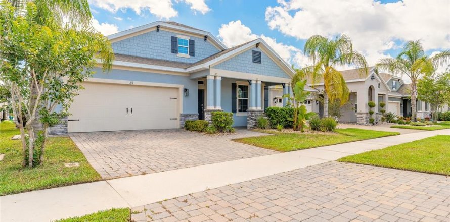 House in New Smyrna Beach, Florida 4 bedrooms, 204.01 sq.m. № 1686522