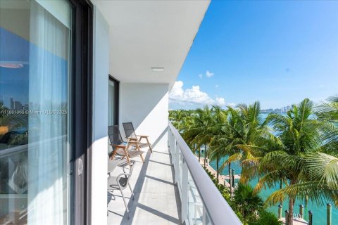 Copropriété à vendre à Bay Harbor Islands, Floride: 3 chambres, 139.45 m2 № 2041155 - photo 7