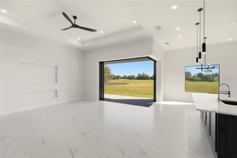House in Rotonda, Florida 4 bedrooms, 248.05 sq.m. № 2142258 - photo 12