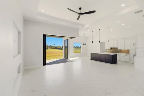 House in Rotonda, Florida 4 bedrooms, 248.05 sq.m. № 2142258 - photo 7