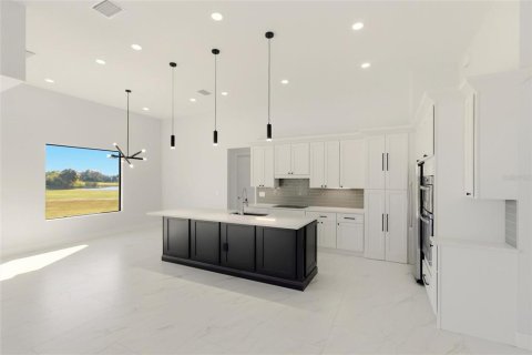 House in Rotonda, Florida 4 bedrooms, 248.05 sq.m. № 2142258 - photo 10