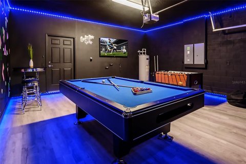 Casa en alquiler en Kissimmee, Florida, 8 dormitorios, 375.42 m2 № 2280623 - foto 18