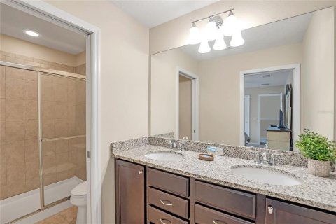 Casa en alquiler en Kissimmee, Florida, 8 dormitorios, 375.42 m2 № 2280623 - foto 26
