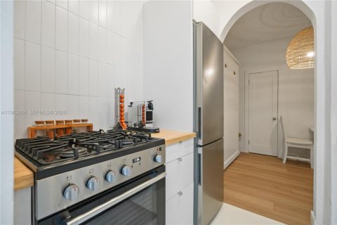 Снять в аренду кондоминиум в Майами-Бич, Флорида 53.88м2, № 2025520 - фото 4