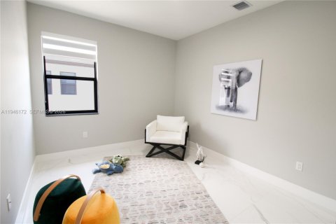 Villa ou maison à vendre à Doral, Floride: 4 chambres, 265.98 m2 № 2002560 - photo 22