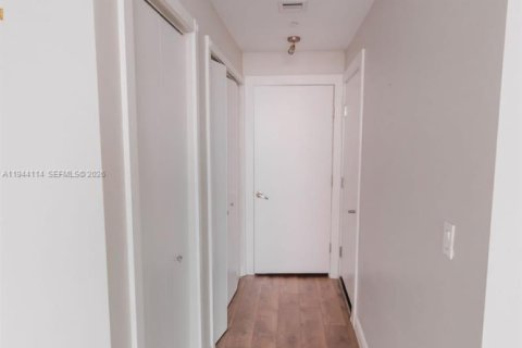Copropriété à louer à Miami, Floride: 1 chambre, 86.31 m2 № 2000889 - photo 10