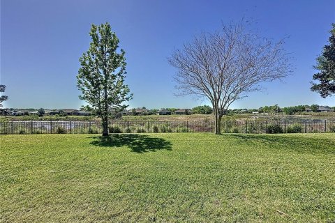 Villa ou maison à vendre à Groveland, Floride: 2 chambres, 204.11 m2 № 1723128 - photo 30