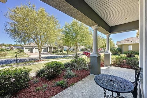 Villa ou maison à vendre à Groveland, Floride: 2 chambres, 204.11 m2 № 1723128 - photo 4