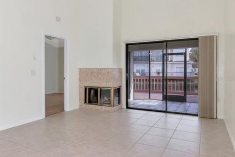 Condo in Tampa, Florida, 3 bedrooms  № 2099524 - photo 3