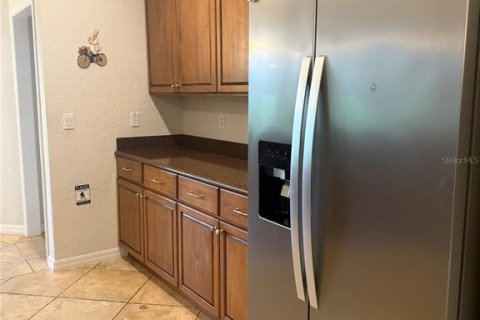 House in Clermont, Florida 3 bedrooms, 194.17 sq.m. № 2280201 - photo 4