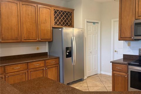 House in Clermont, Florida 3 bedrooms, 194.17 sq.m. № 2280201 - photo 3