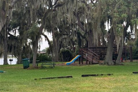 House in Clermont, Florida 3 bedrooms, 194.17 sq.m. № 2280201 - photo 20