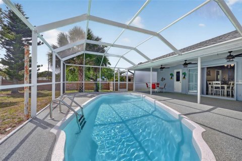 Villa ou maison à vendre à Port Charlotte, Floride: 3 chambres, 162.67 m2 № 2211662 - photo 27