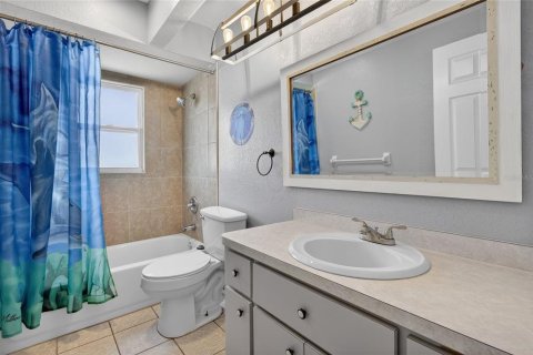 Villa ou maison à vendre à Port Charlotte, Floride: 3 chambres, 162.67 m2 № 2211662 - photo 23