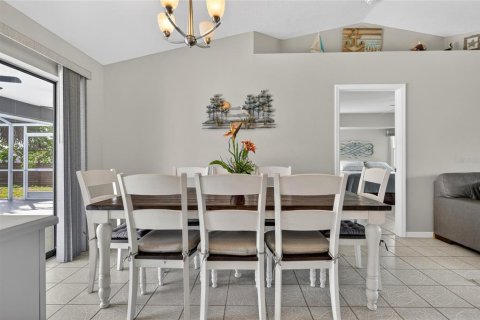 Villa ou maison à vendre à Port Charlotte, Floride: 3 chambres, 162.67 m2 № 2211662 - photo 9