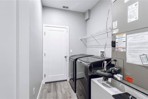 Casa en venta en Apopka, Florida, 4 dormitorios, 180.04 m2 № 1898562 - foto 23