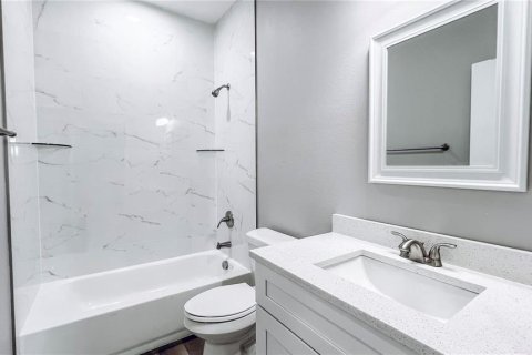 Casa en venta en Apopka, Florida, 4 dormitorios, 180.04 m2 № 1898562 - foto 16
