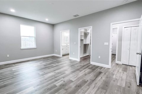 Casa en venta en Apopka, Florida, 4 dormitorios, 180.04 m2 № 1898562 - foto 19