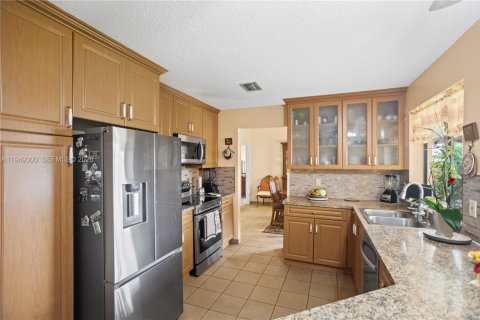 Casa en venta en Davie, Florida, 4 dormitorios, 197.32 m2 № 2153026 - foto 21